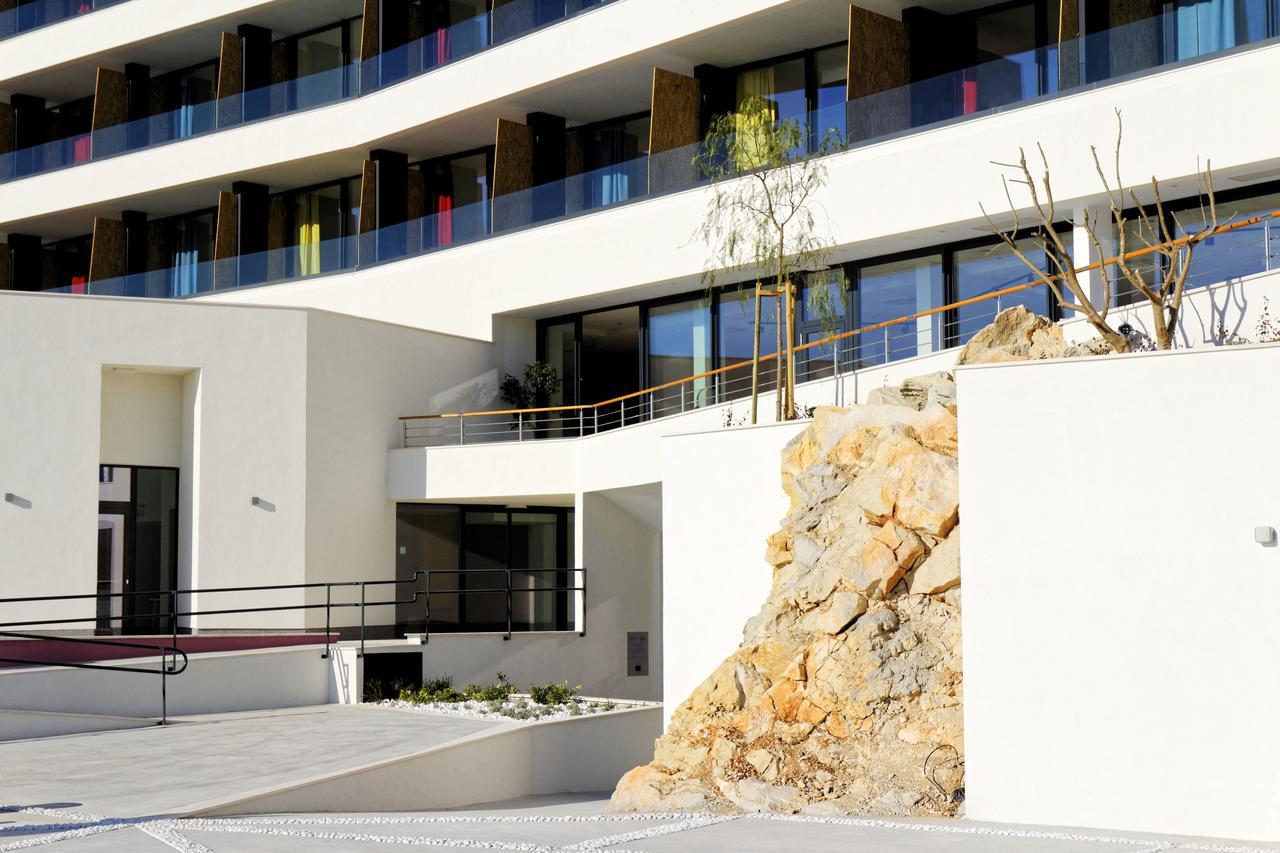 Ola - Adults Only Hotel