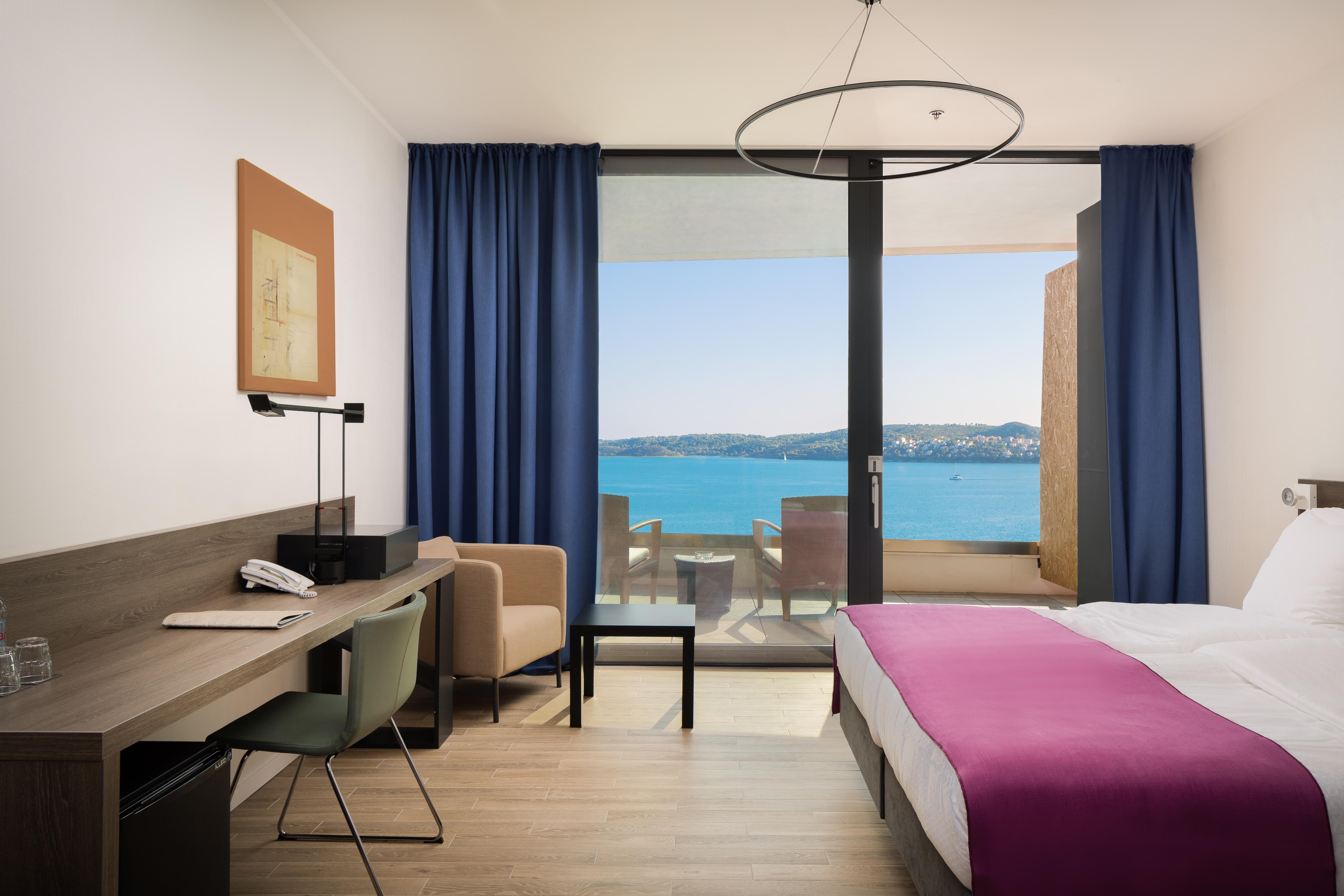 Ola - Adults Only Hotel